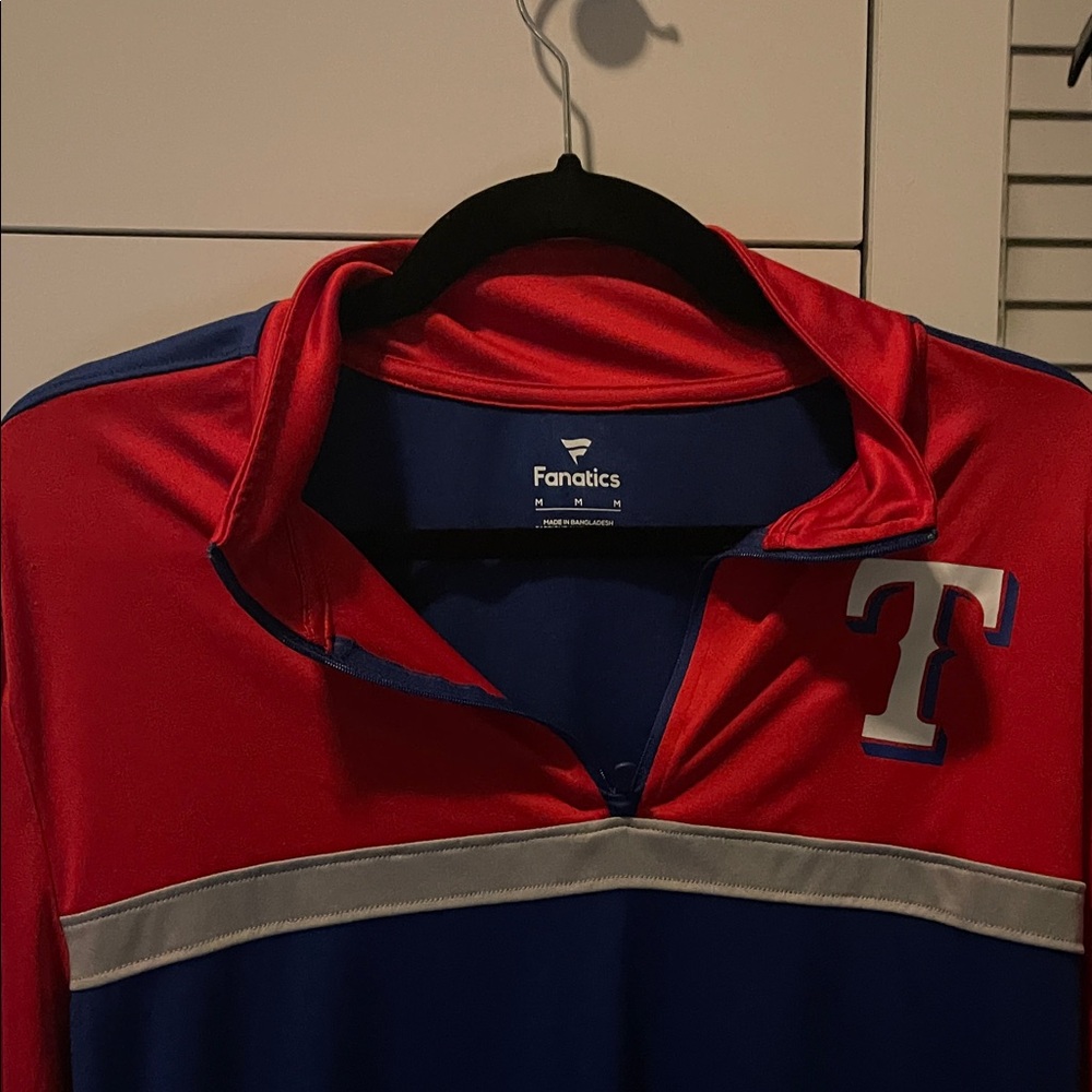 NWOT Fanatics Red and Blue Quarter-Zip Pullover - Picture 4 of 8